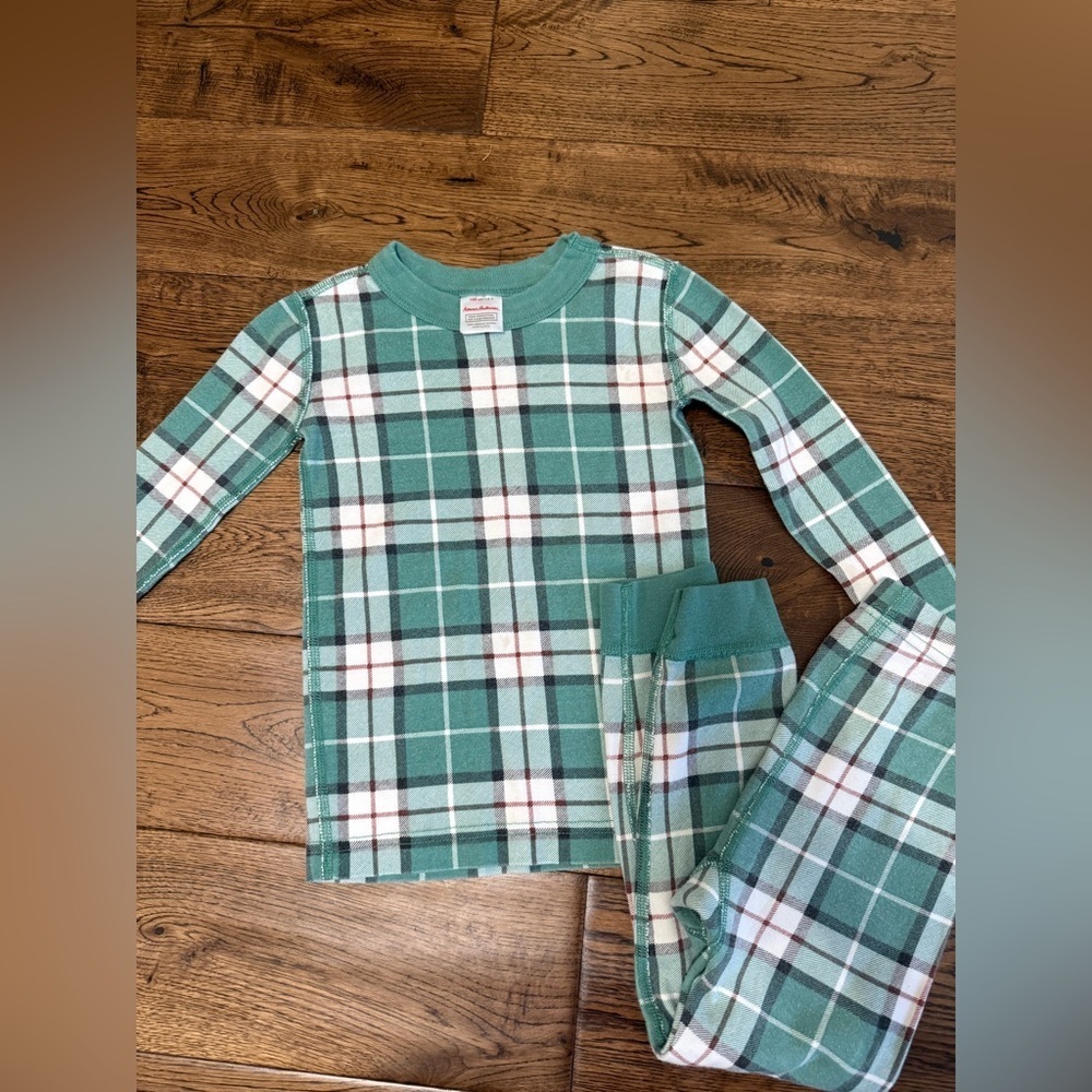Hanna Andersson 100% Organic Cotton Green Plaid PJs Size 4